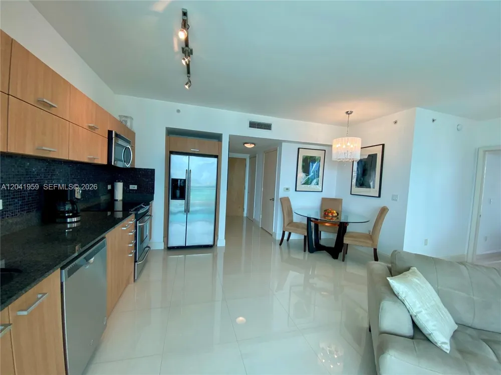 350 S Miami Ave #3813 Miami, FL 33130