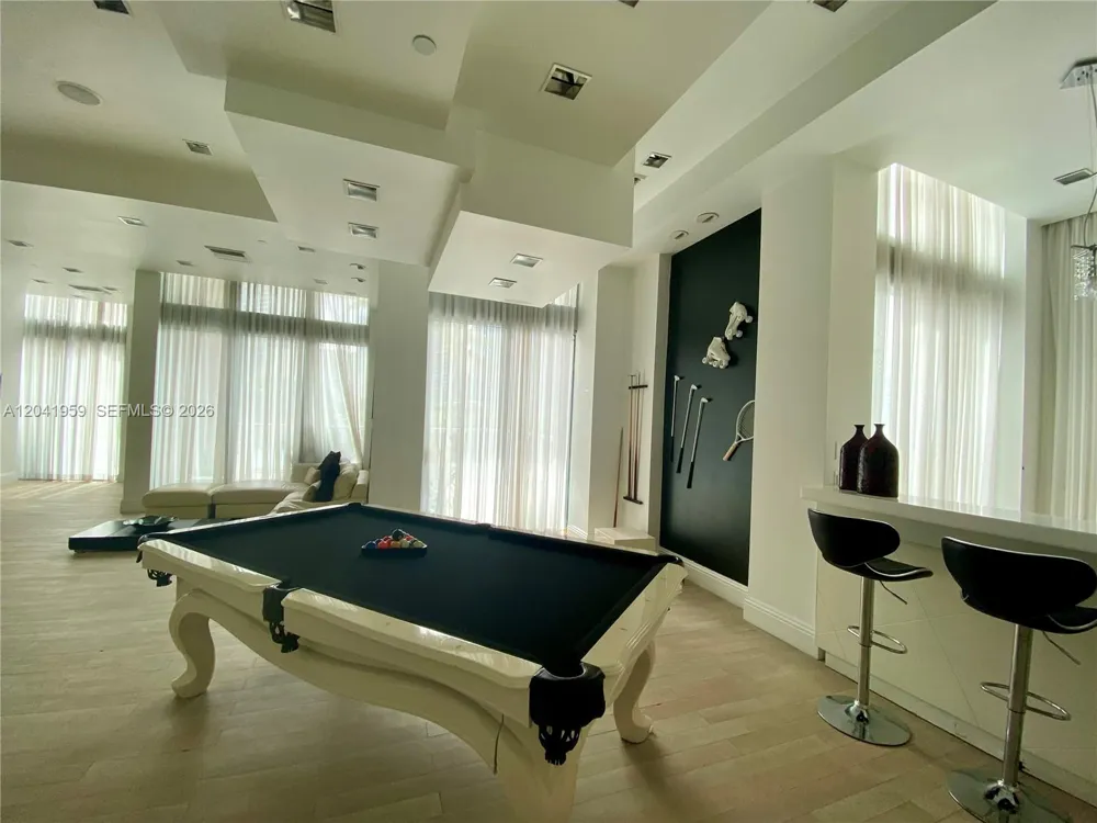 350 S Miami Ave #3813 Miami, FL 33130