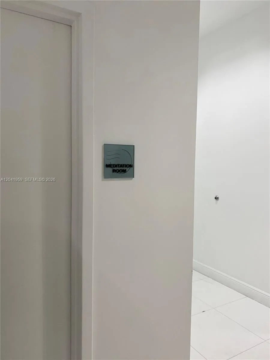 350 S Miami Ave #3813 Miami, FL 33130