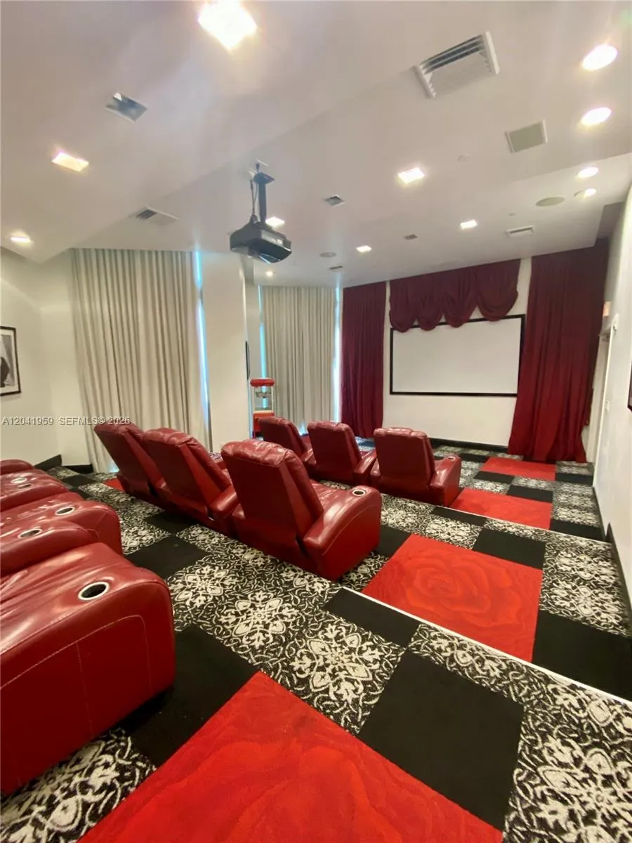 350 S Miami Ave #3813 Miami, FL 33130