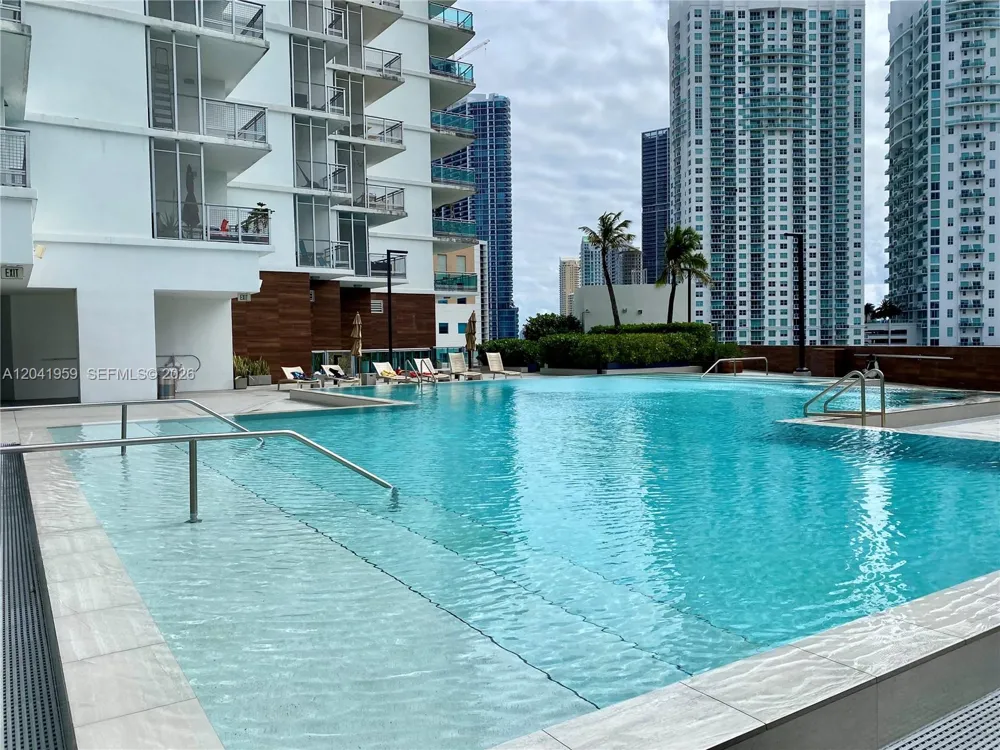 350 S Miami Ave #3813 Miami, FL 33130
