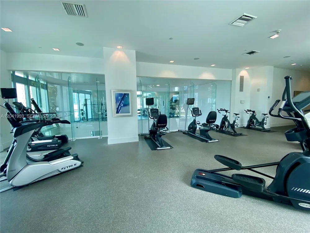 350 S Miami Ave #3813 Miami, FL 33130