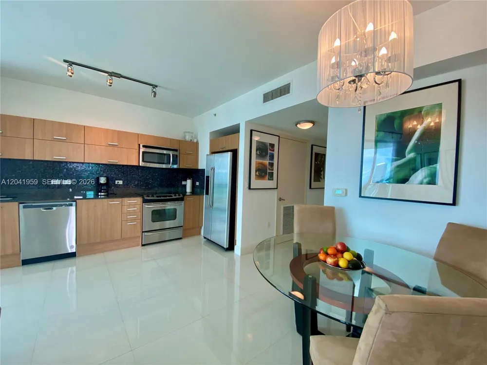 350 S Miami Ave #3813 Miami, FL 33130