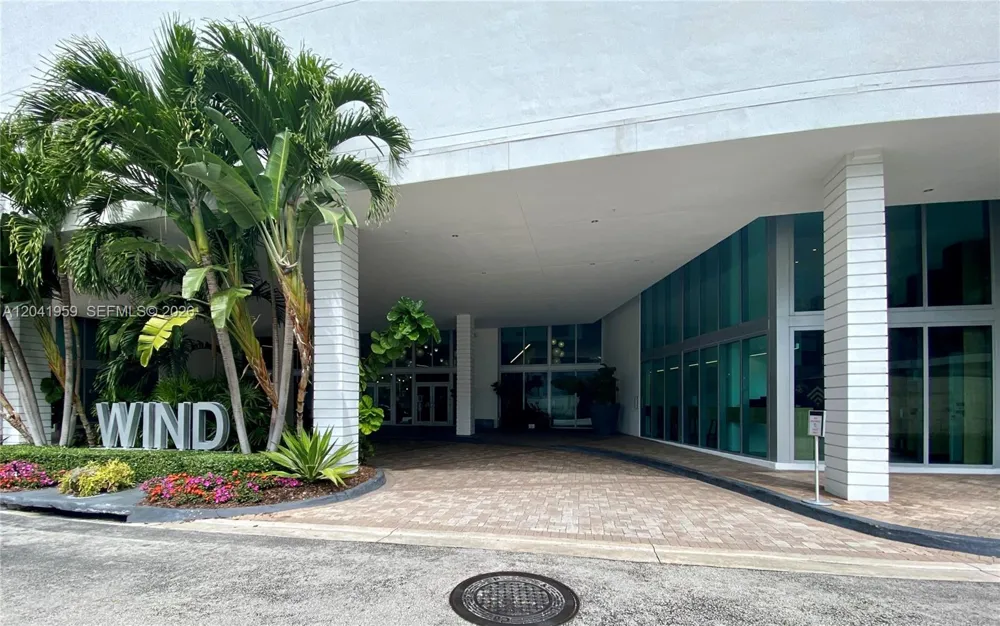 350 S Miami Ave #3813 Miami, FL 33130