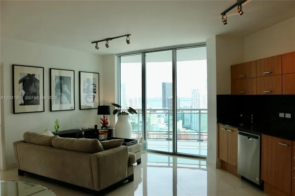 350 S Miami Ave #3813 Miami, FL 33130