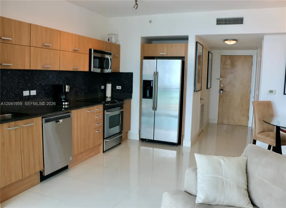 350 S Miami Ave #3813 Miami, FL 33130