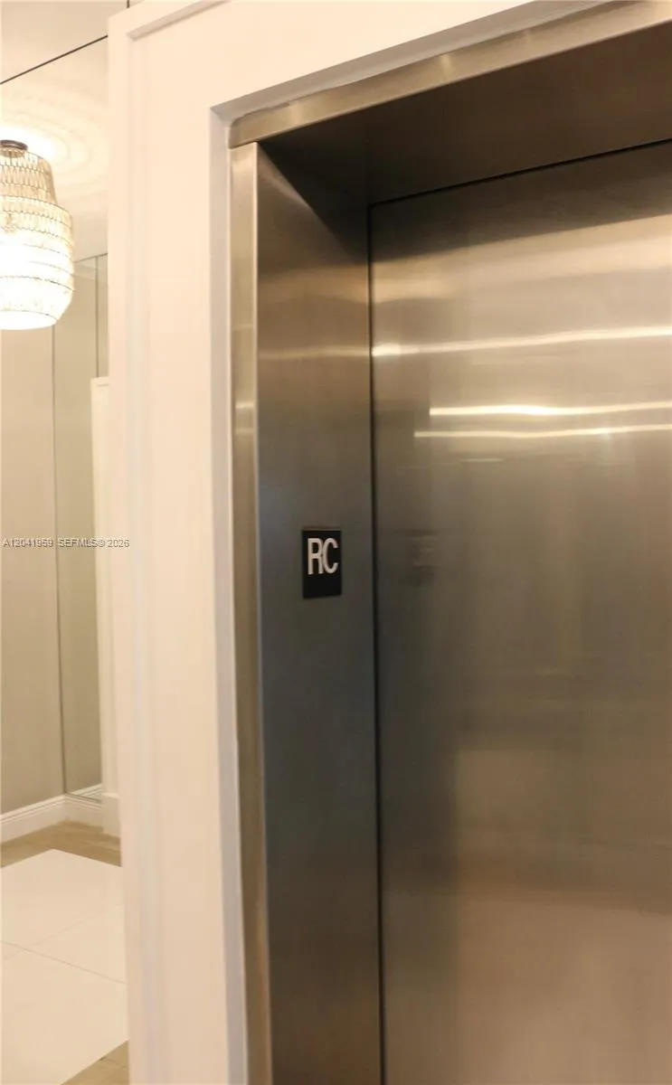 350 S Miami Ave #3813 Miami, FL 33130