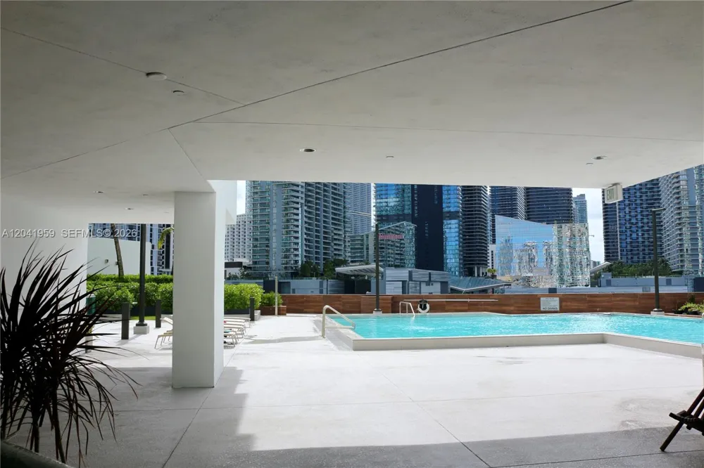 350 S Miami Ave #3813 Miami, FL 33130