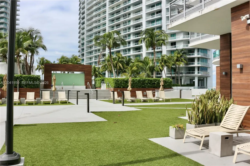 350 S Miami Ave #3813 Miami, FL 33130