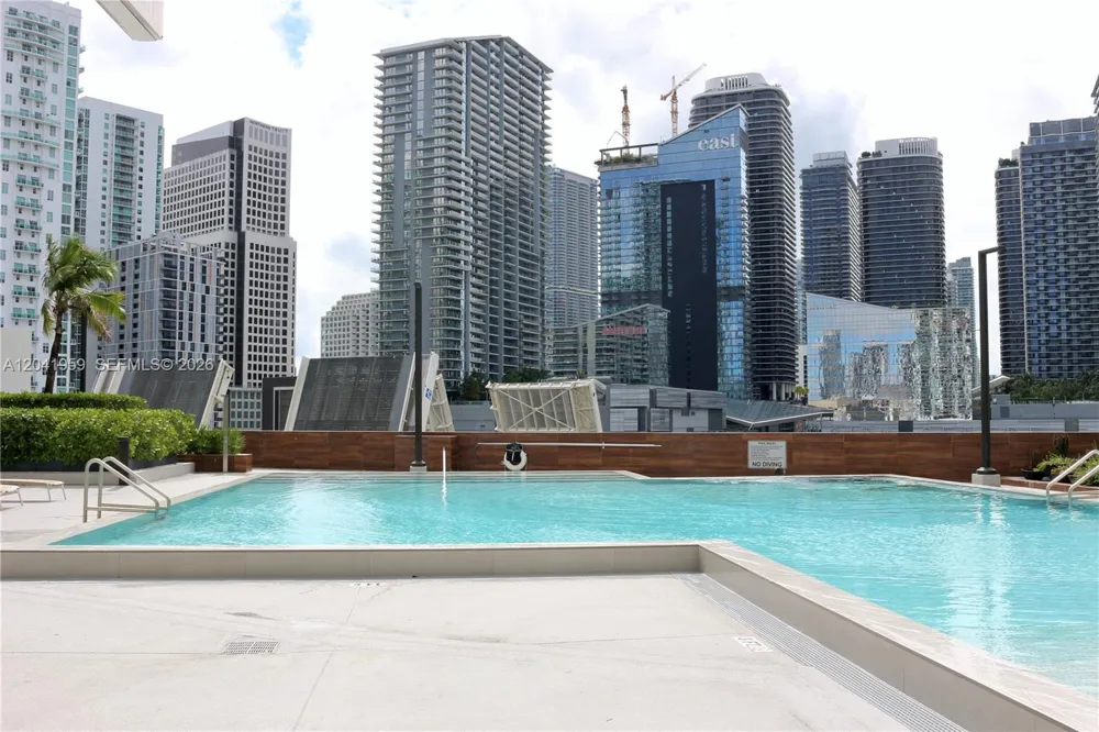 350 S Miami Ave #3813 Miami, FL 33130