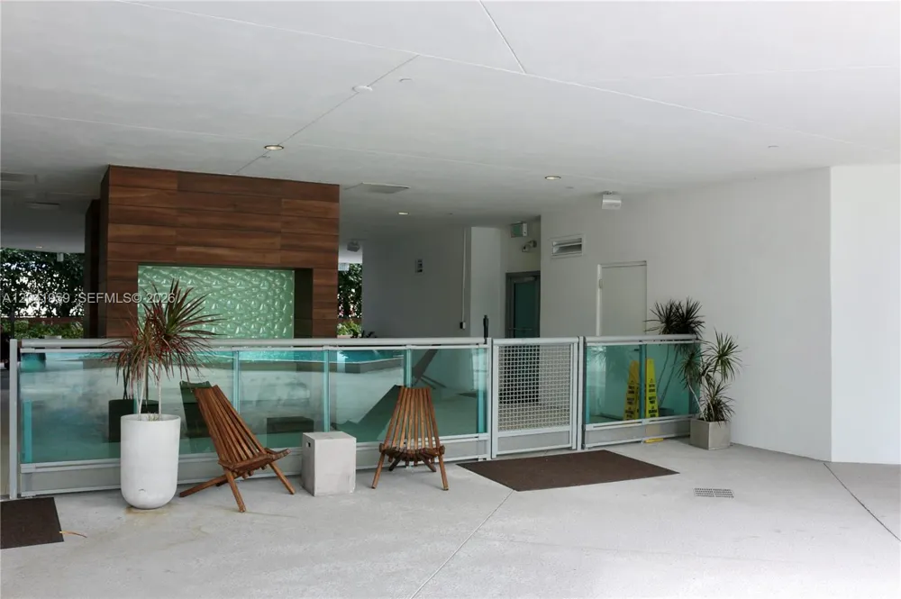 350 S Miami Ave #3813 Miami, FL 33130