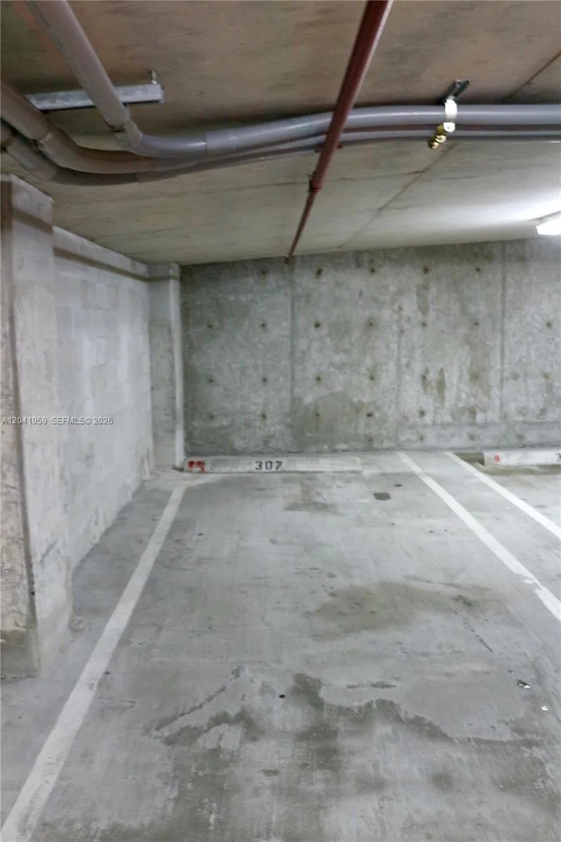 350 S Miami Ave #3813 Miami, FL 33130