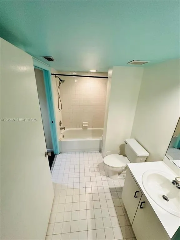 4730 SW 62nd Way #104 Davie, FL 33314