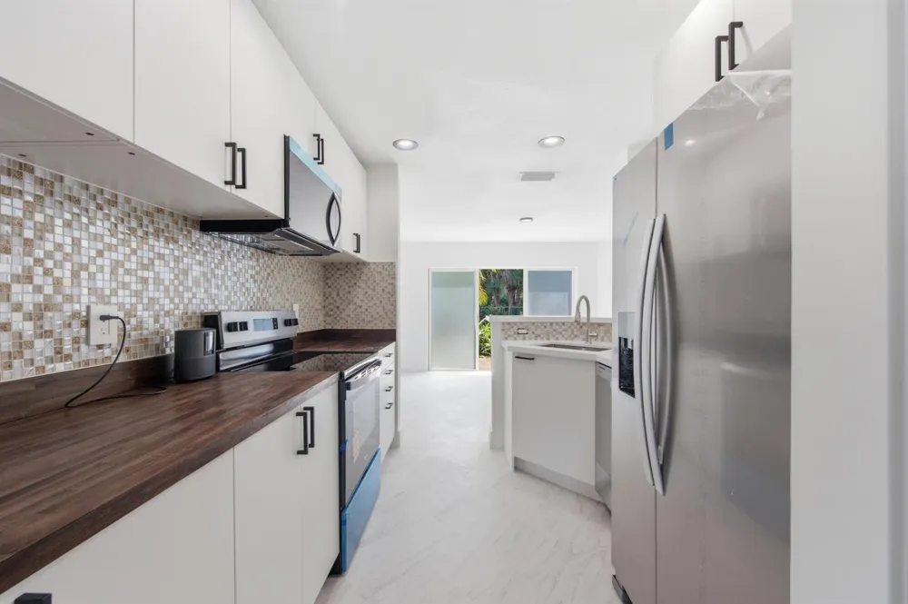 2824 NW 99th Terrace Sunrise, FL 33322