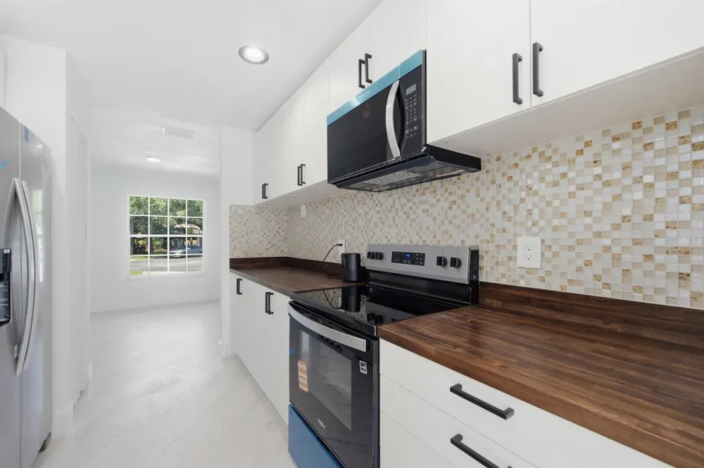 2824 NW 99th Terrace Sunrise, FL 33322