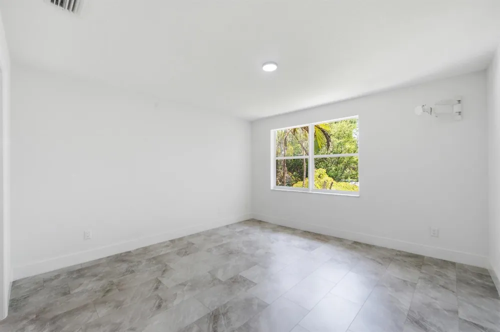 2824 NW 99th Terrace Sunrise, FL 33322