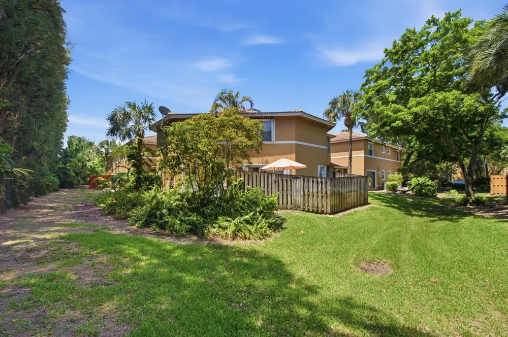 2824 NW 99th Terrace Sunrise, FL 33322