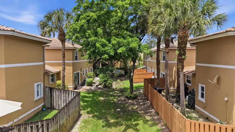 2824 NW 99th Terrace Sunrise, FL 33322