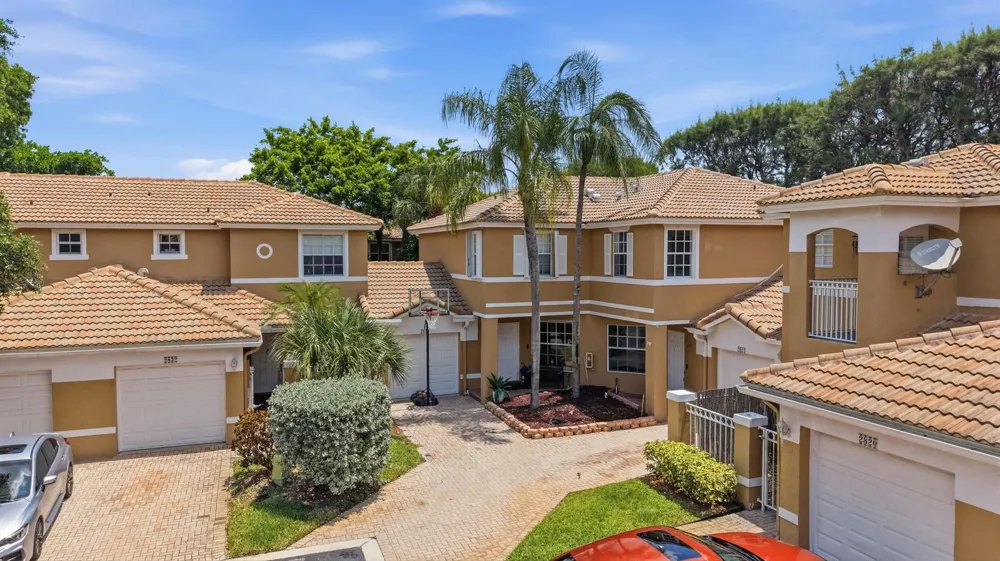 2824 NW 99th Terrace Sunrise, FL 33322