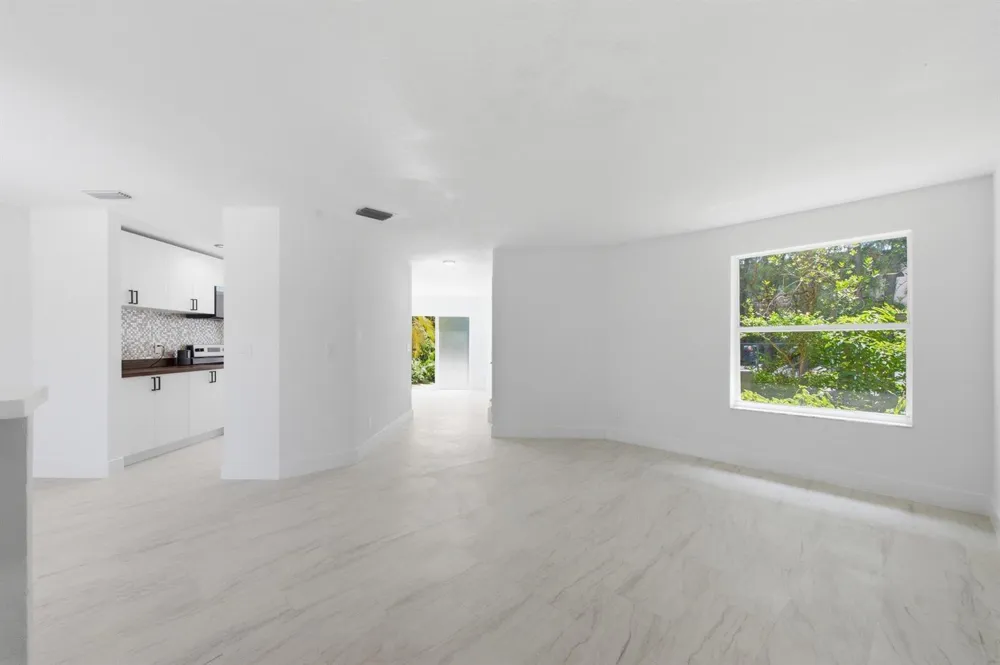 2824 NW 99th Terrace Sunrise, FL 33322