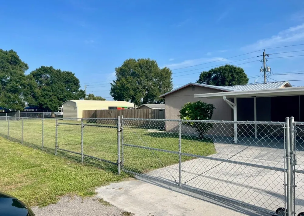 1019 NW 2nd Street Okeechobee, FL 34972
