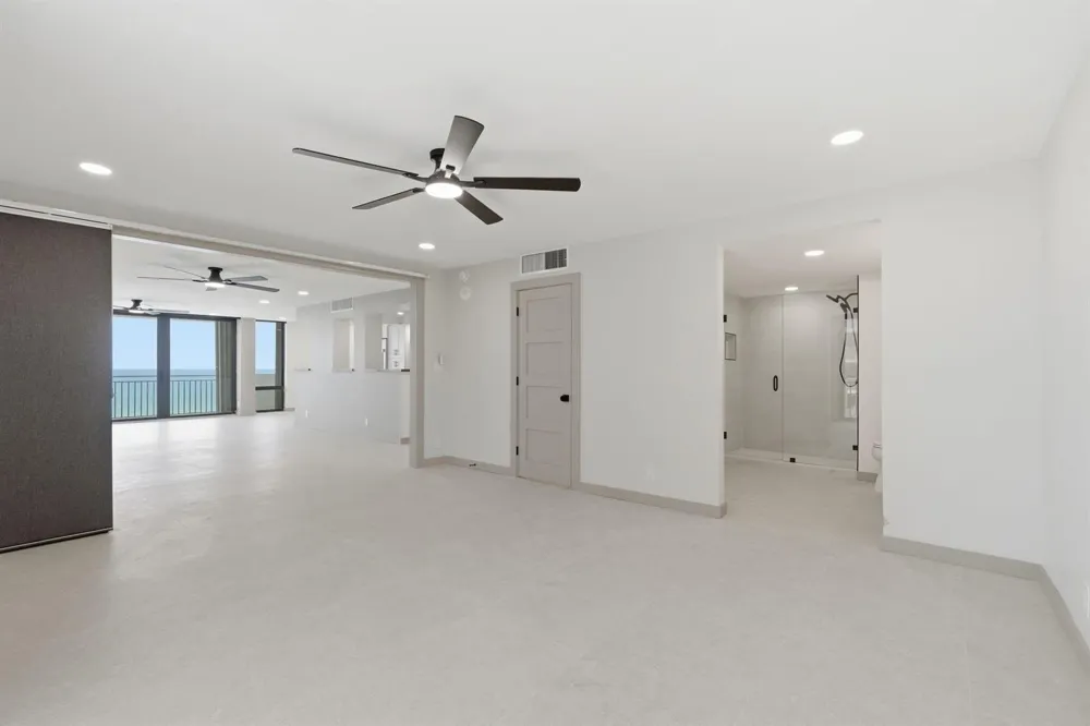 5460 Ocean Drive #6a Riviera Beach, FL 33404