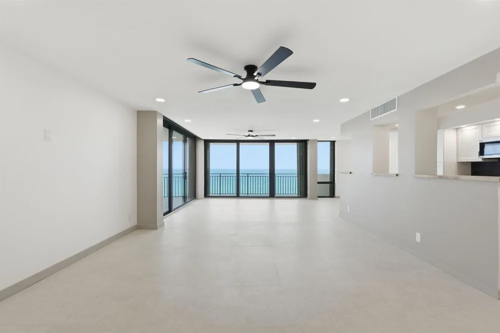 5460 Ocean Drive #6a Riviera Beach, FL 33404