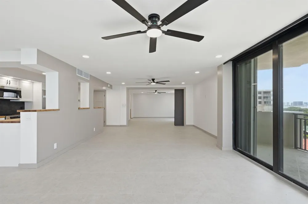 5460 Ocean Drive #6a Riviera Beach, FL 33404