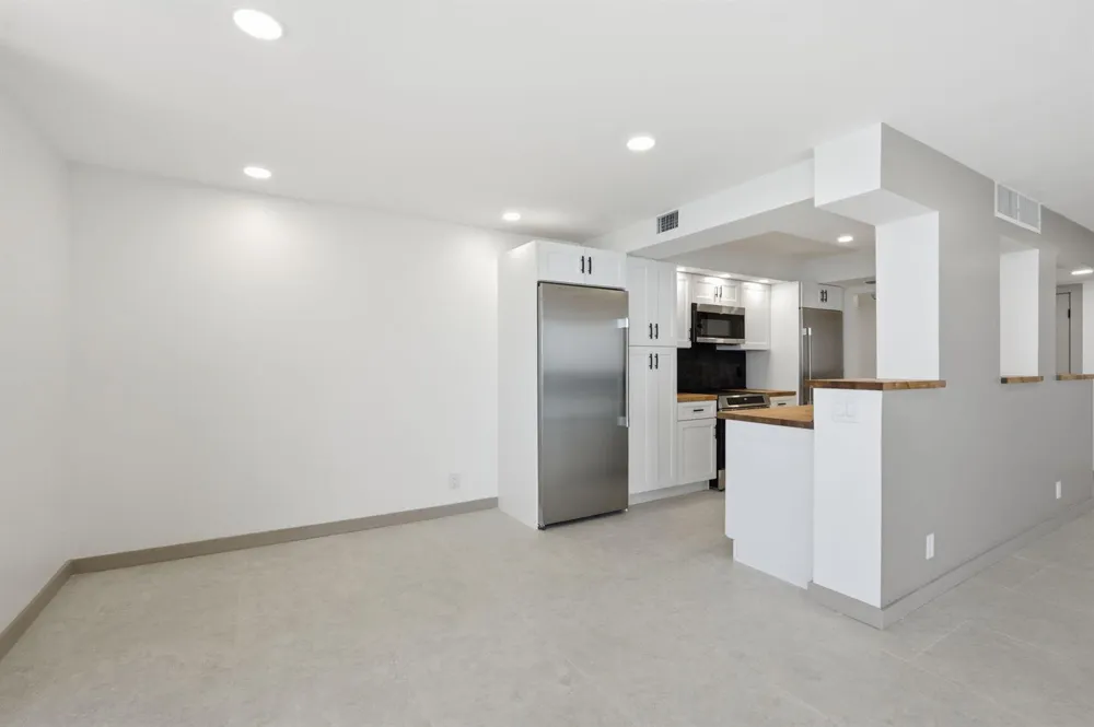 5460 Ocean Drive #6a Riviera Beach, FL 33404