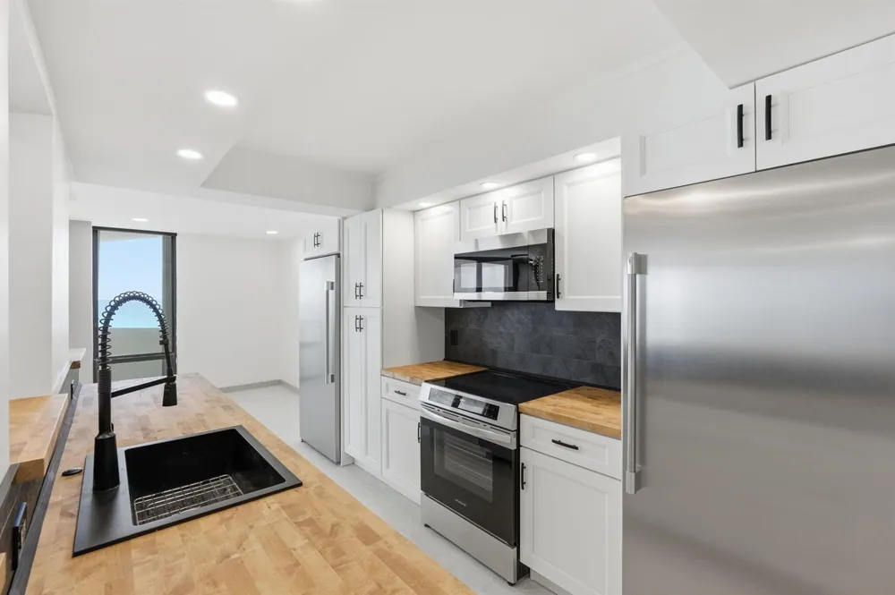 5460 Ocean Drive #6a Riviera Beach, FL 33404