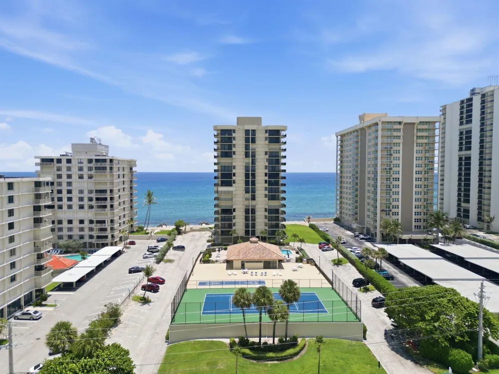 5460 Ocean Drive #6a Riviera Beach, FL 33404