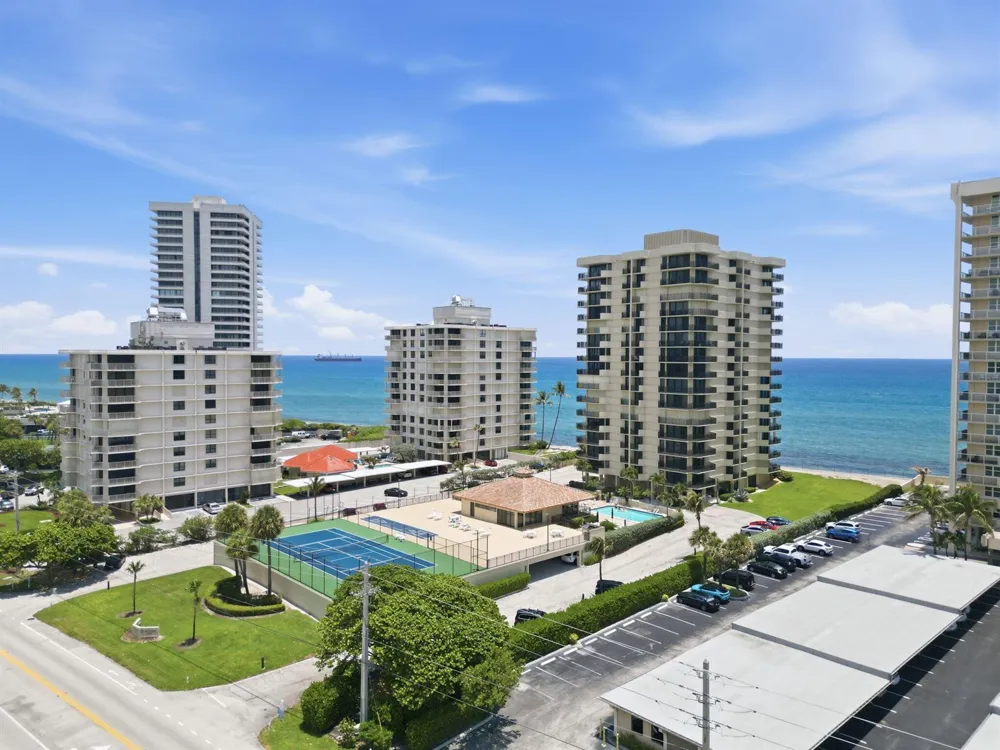 5460 Ocean Drive #6a Riviera Beach, FL 33404