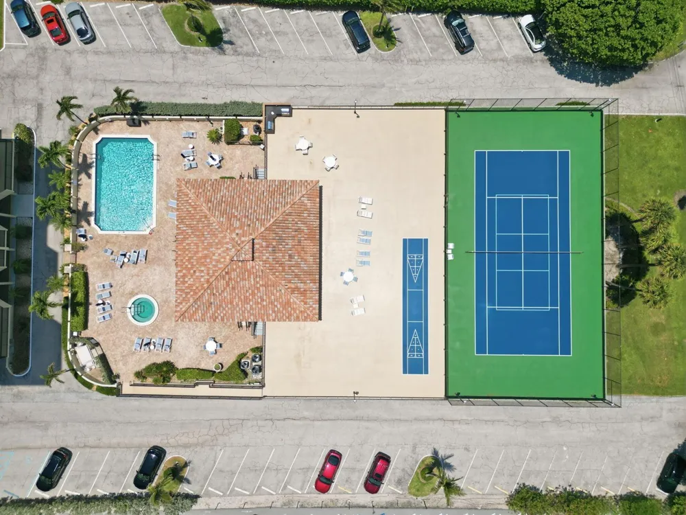 5460 Ocean Drive #6a Riviera Beach, FL 33404