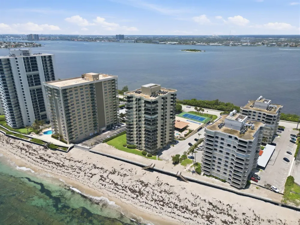 5460 Ocean Drive #6a Riviera Beach, FL 33404