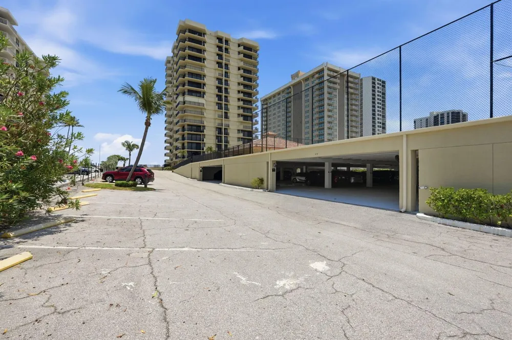 5460 Ocean Drive #6a Riviera Beach, FL 33404