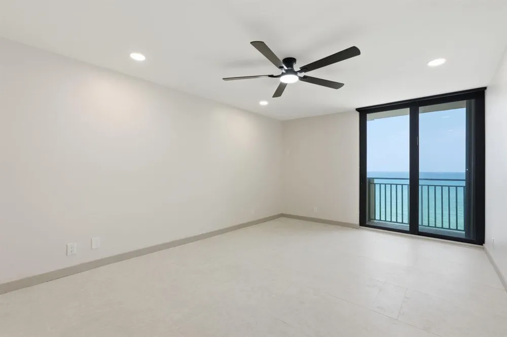 5460 Ocean Drive #6a Riviera Beach, FL 33404