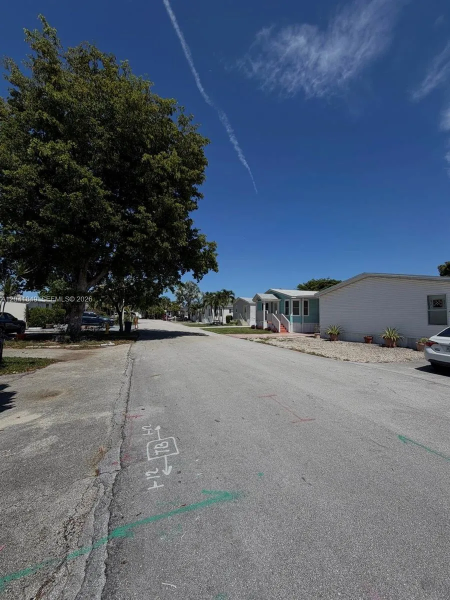 2651 E Marina Dr Dania Beach, FL 33312