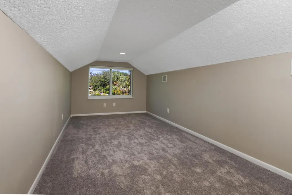9200 SE Olympus Street Hobe Sound, FL 33455