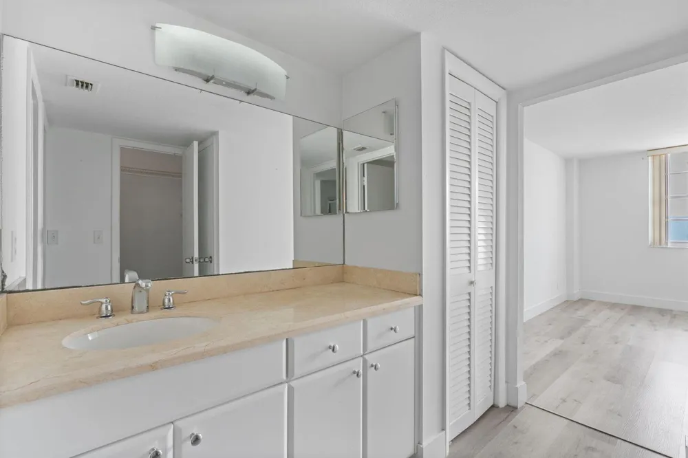 1900 S Ocean Boulevard #10j Pompano Beach, FL 33062
