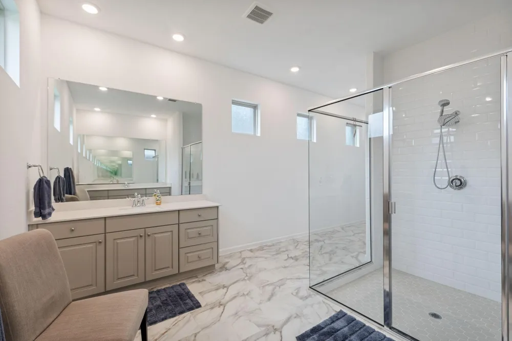 1329 Knollbridge Point Lane Pinehurst, TX 77362