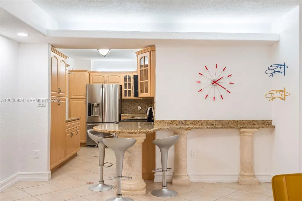10185 Collins Ave #521 Bal Harbour, FL 33154