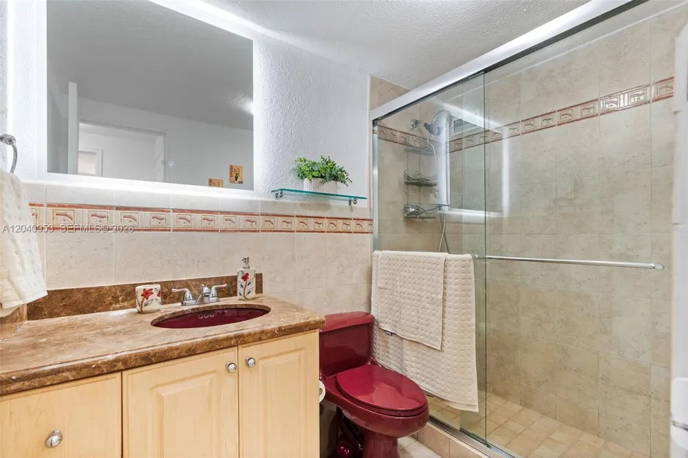10185 Collins Ave #521 Bal Harbour, FL 33154