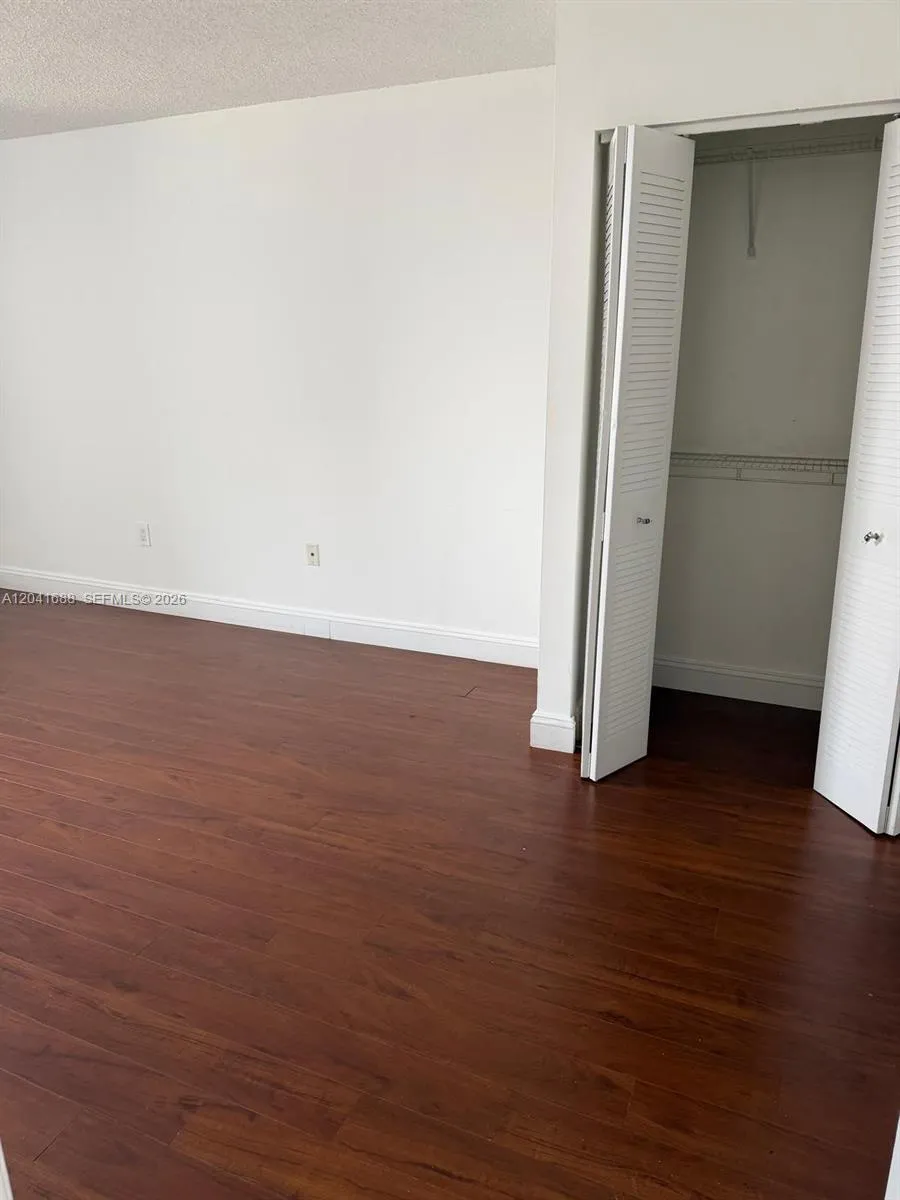 800 Miami Ave #E1402 Miami, FL 33136