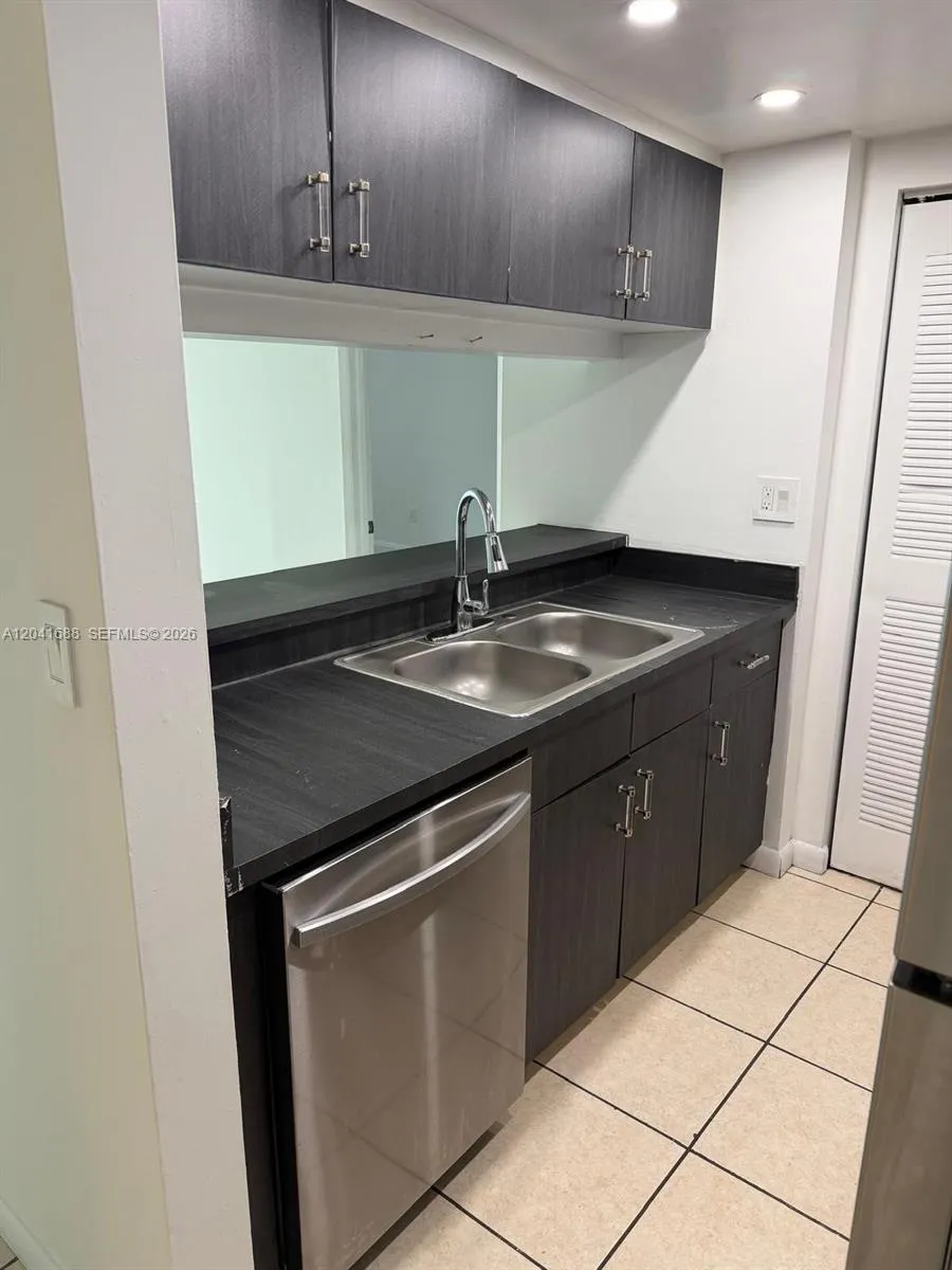 800 Miami Ave #E1402 Miami, FL 33136