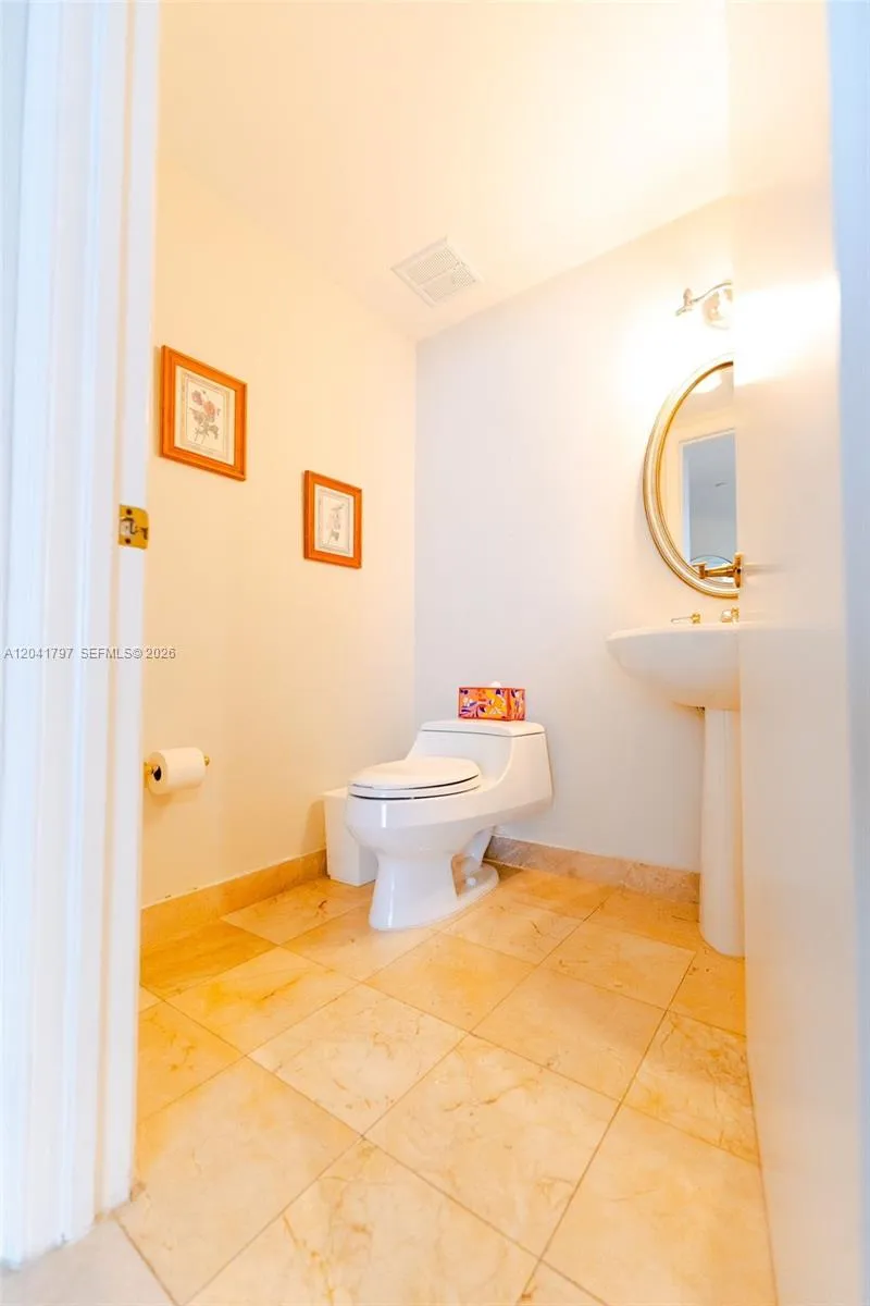 9595 Collins Ave #N9-C Surfside, FL 33154