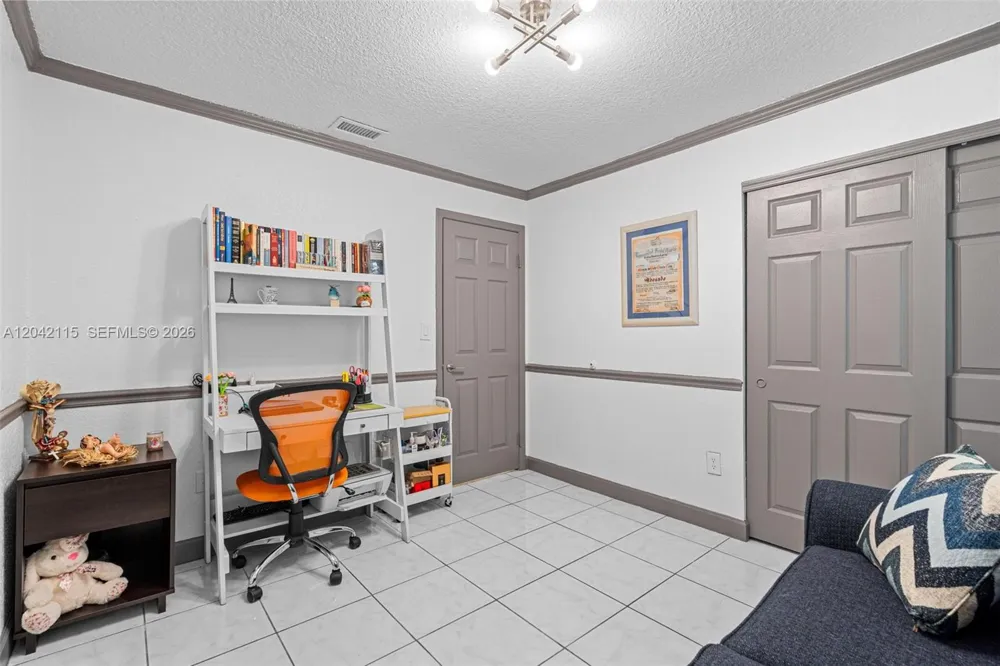 15031 SW 154th Ter Miami, FL 33187