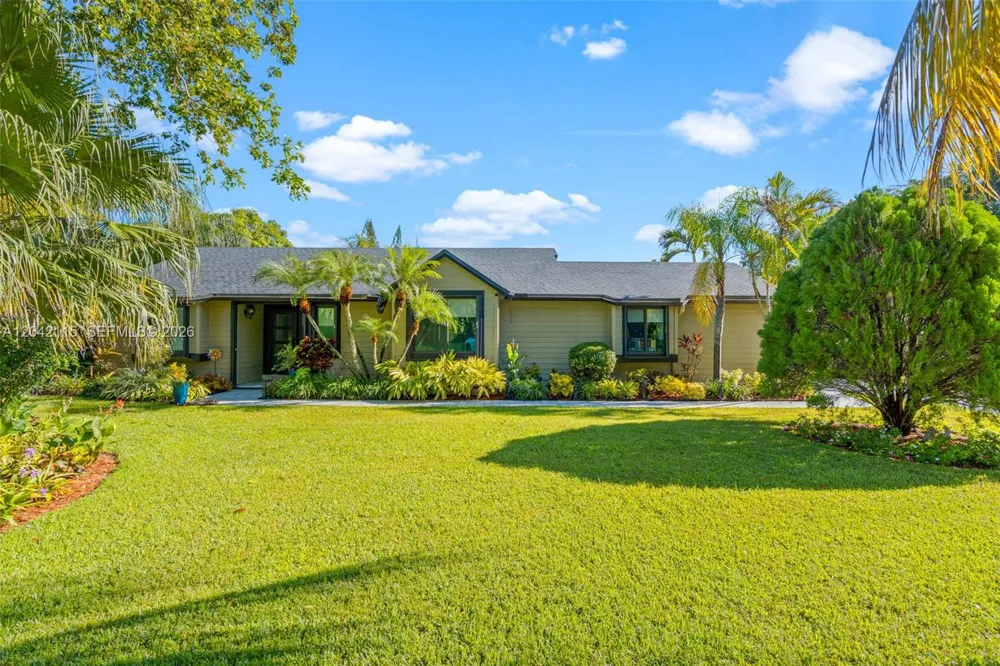 15031 SW 154th Ter Miami, FL 33187