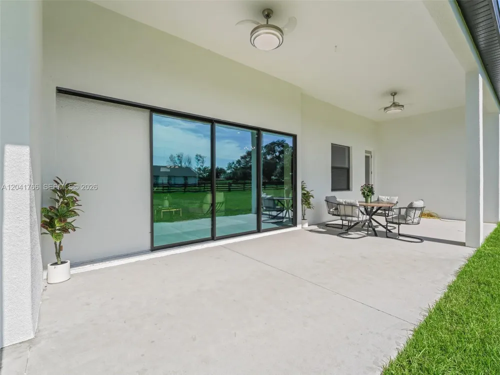 7041 NE 22nd Court Rd ocala, FL 34479