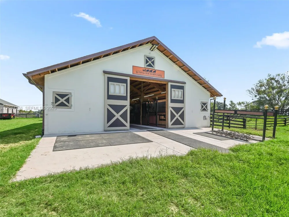 7041 NE 22nd Court Rd ocala, FL 34479