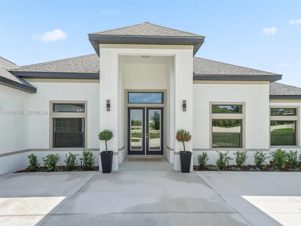 7041 NE 22nd Court Rd ocala, FL 34479